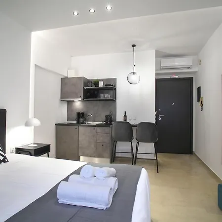 Zh Luxury Apartament *