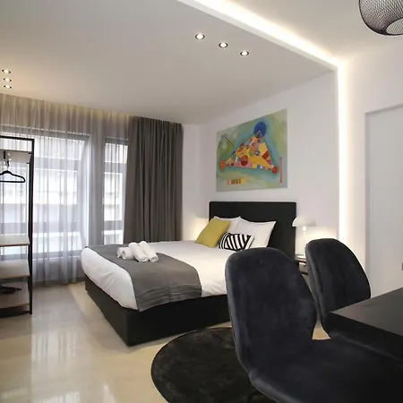 Zh Luxury Apartman *